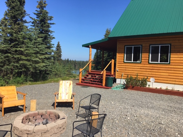 Eagles Retreat fishing cabin on the Kenai River